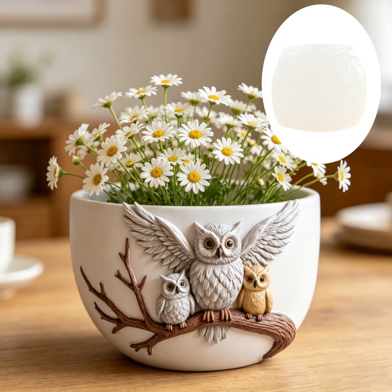 Echeveria Succulent - The owl standing on the branch