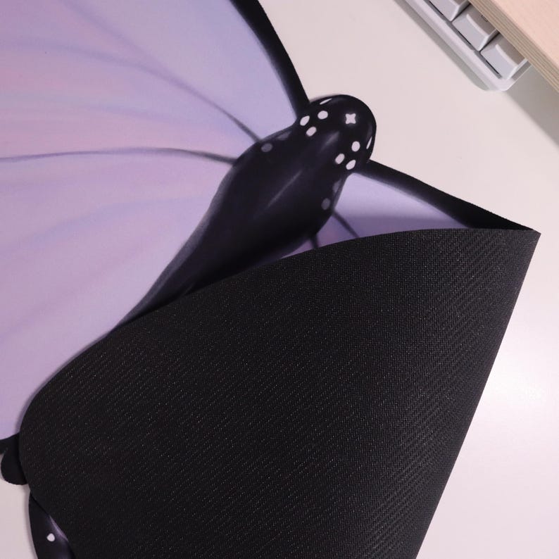 Purple Lilac Butterfly Deskmat - огляд і ціна Tradescantia Purple